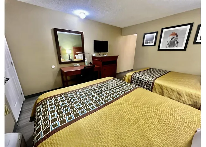 Deluxe Inn & Suites By Oyo Miami Ok